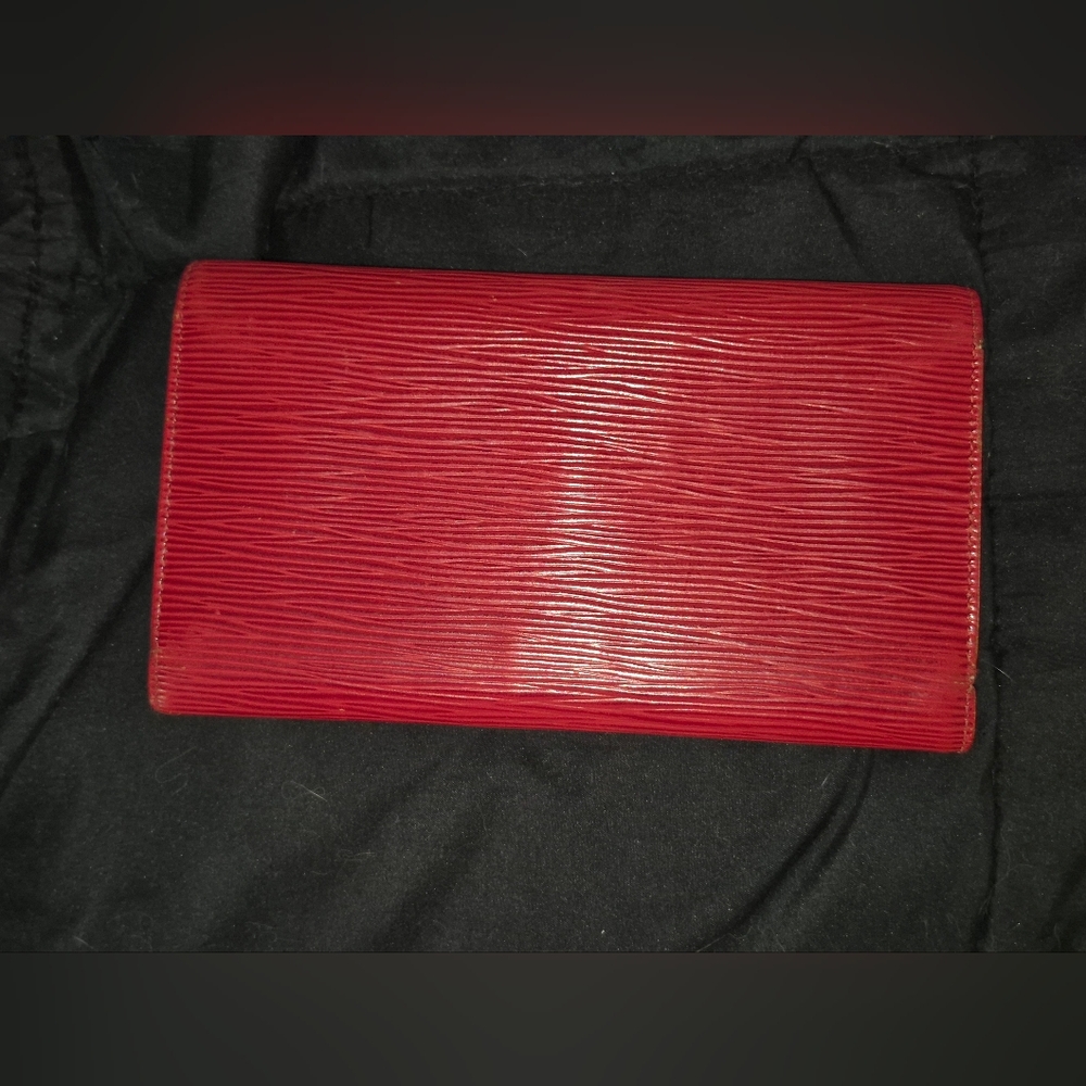 Louis Vuitton red epi Long Wallet  Authentic - Picture 2 of 8